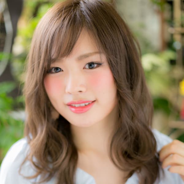 斜めバングでふんわりリラクシー♪