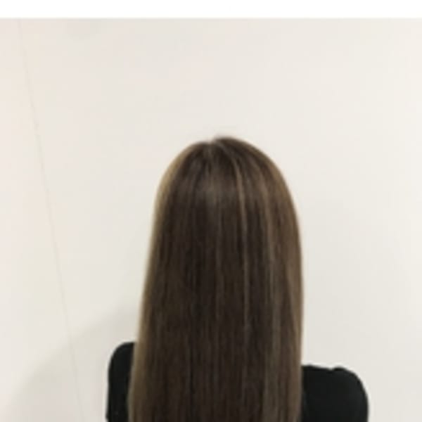 爽やかアッシュベージュ+ハイライト