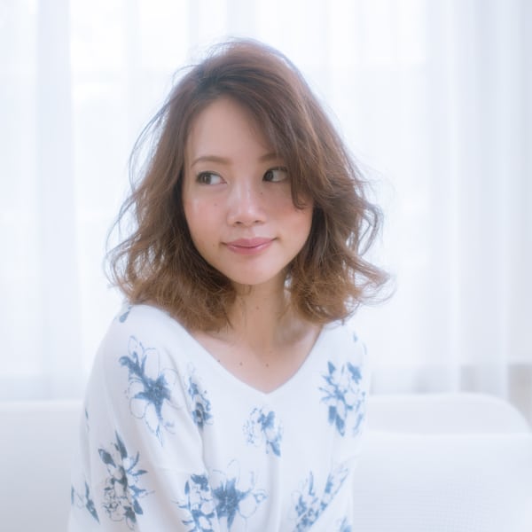 大人可愛いフレンチックミディ