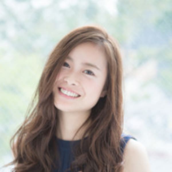 イノセントブルー系のカラーでちょっぴり大人スタイル|髪質改善ヘアエステサロン Merci【メルシー】