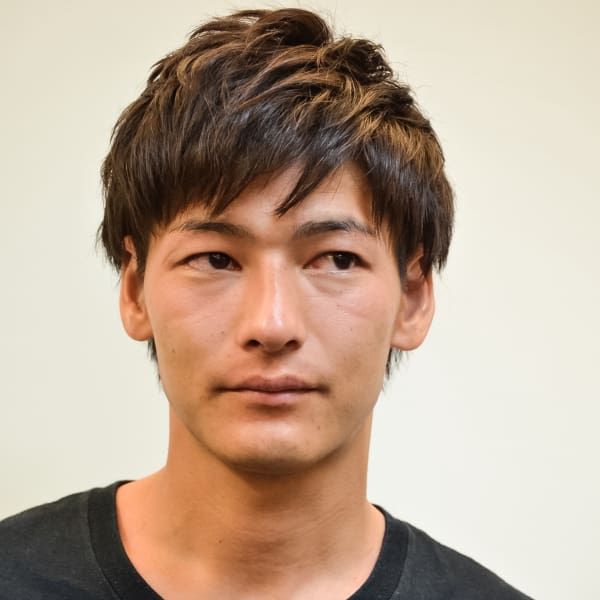 ツーブロックの束感ミディアム