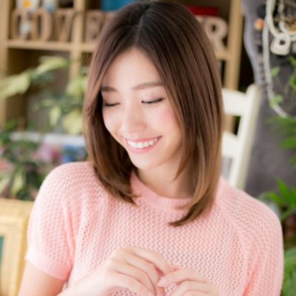 グラデカラーｘアシンメトリー小顔ミディ