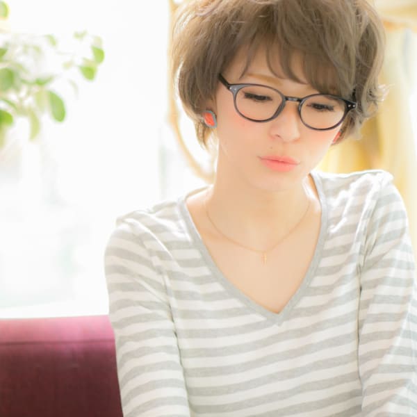 ベージュカラーのたっぷりエアリー★ショート