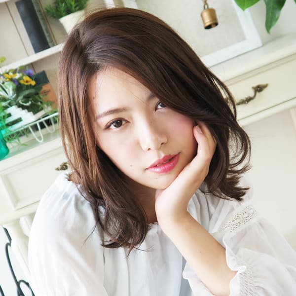 外ハネエアリーなナチュラルフェミニン