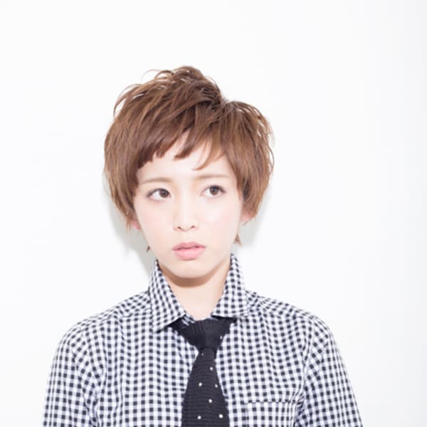 透明感のあるクールビューティー|LeAD hair＆make