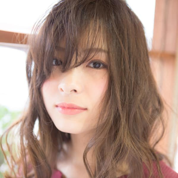 エアリー感のある大人セミディ|LeAD hair＆make
