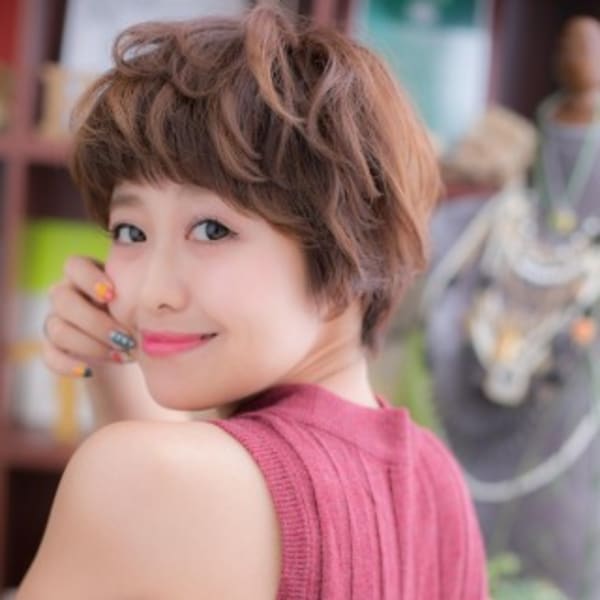 個性ある女の子ショート