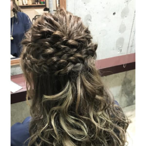 ハーフアップ！3Dカラー