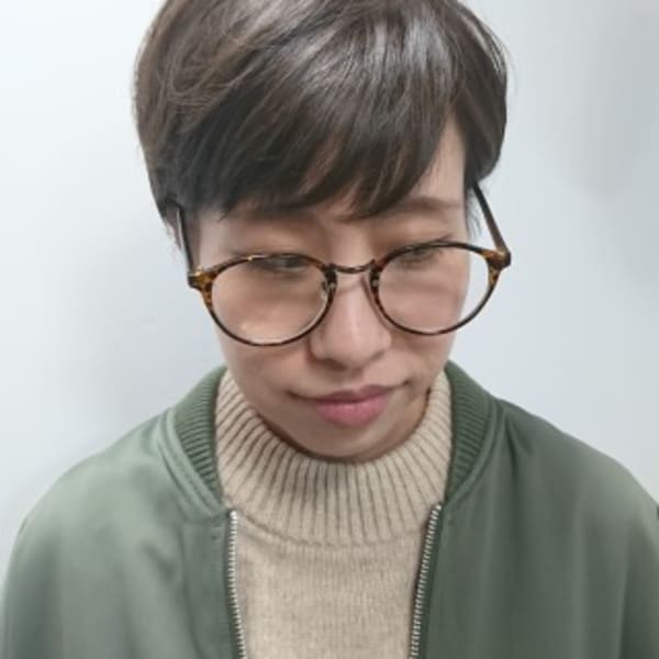 トップふんわり、耳かけショート