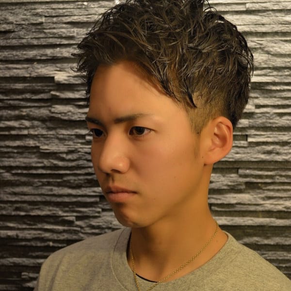 人気アップバングショート<理容室>