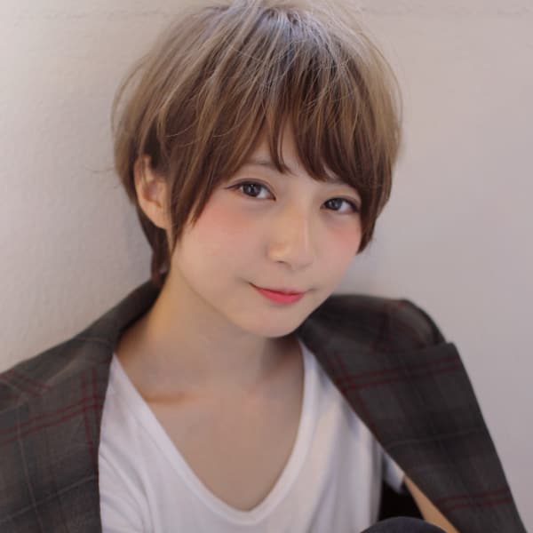 コンパクトな小顔ひし形ショート M4