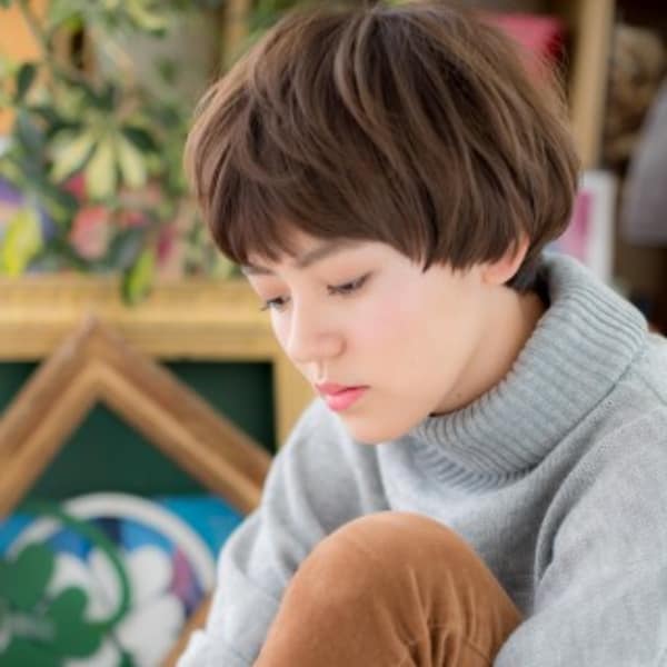 ボーイッシュな小顔前下がりショート