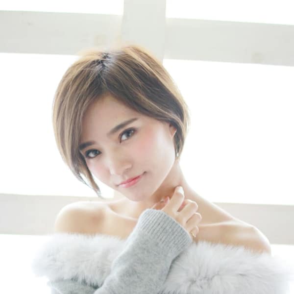 ショート大人フェミニン