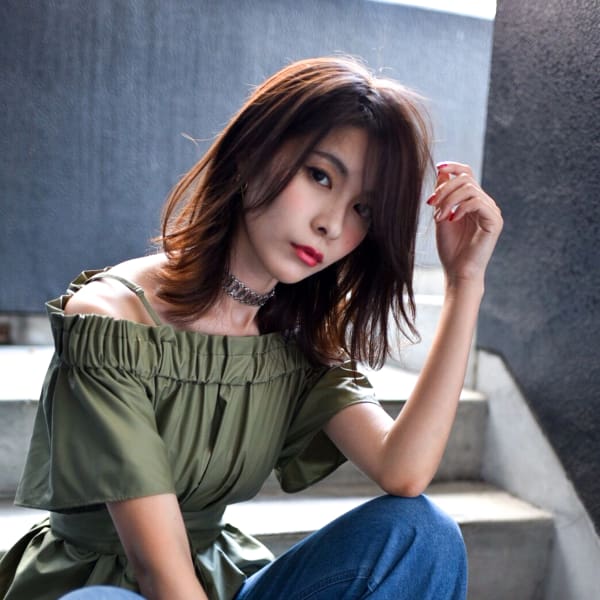 【tetote】大人っぽさを残したクールな外ハネセミロング♪