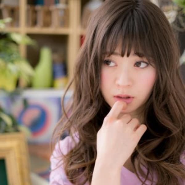 アシンメトリーで小顔♪グラマラスロング