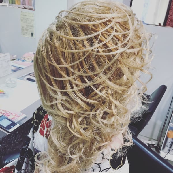 スジ盛り Hair Salon Jewel ヘアサロンジュエル のヘアスタイル 美容院 美容室を予約するなら楽天ビューティ