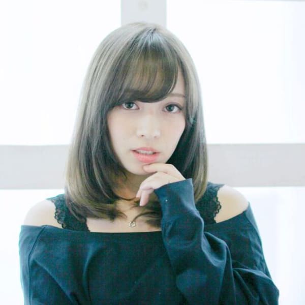 マーメイドミディアムレイヤー|Mauloa hair salon