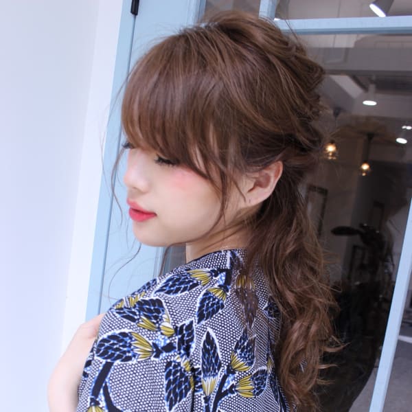 毛流れハーフアップ