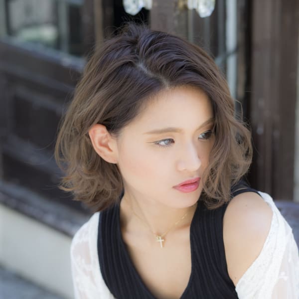 【miel hair新宿】アディクシー☆プラチナグレージュボ