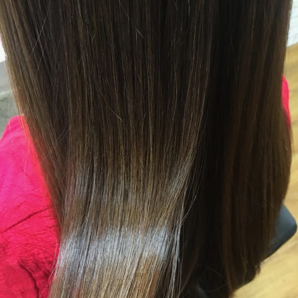 髪質改善で誰もが憧れる美髪のエレガントロングに♬