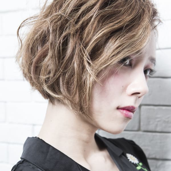 【miel hair 新宿】外国人風☆プラチナグレージュ