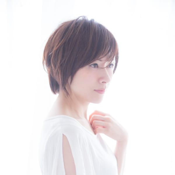イルミナカラー×フェミニンショートボブ(TOKIO使用)