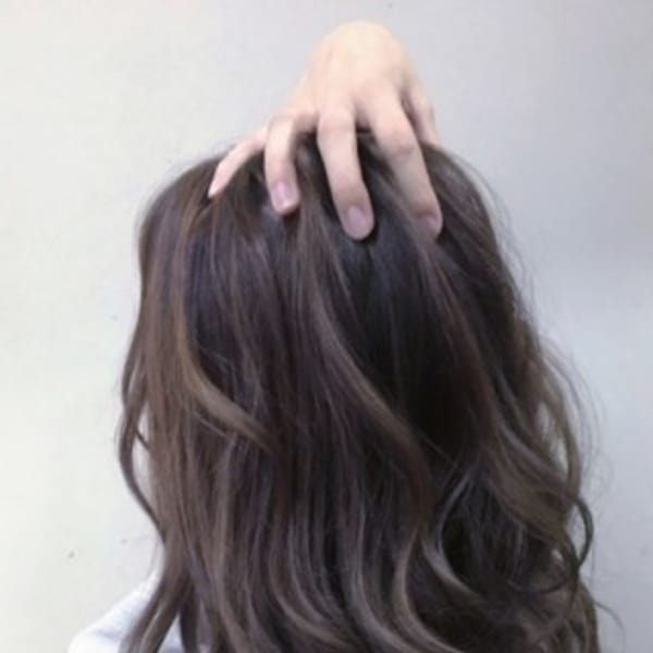 バレイヤージュ外国人風グレイジュ