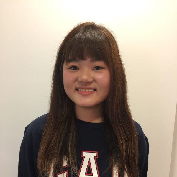 アッシュカラー＋ハイライトのローレイヤー