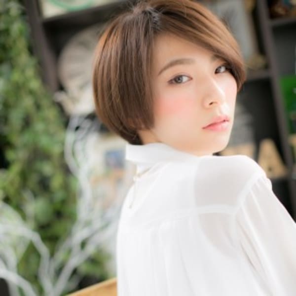 シンプル＆ラフな大人かわいい自然体ショート
