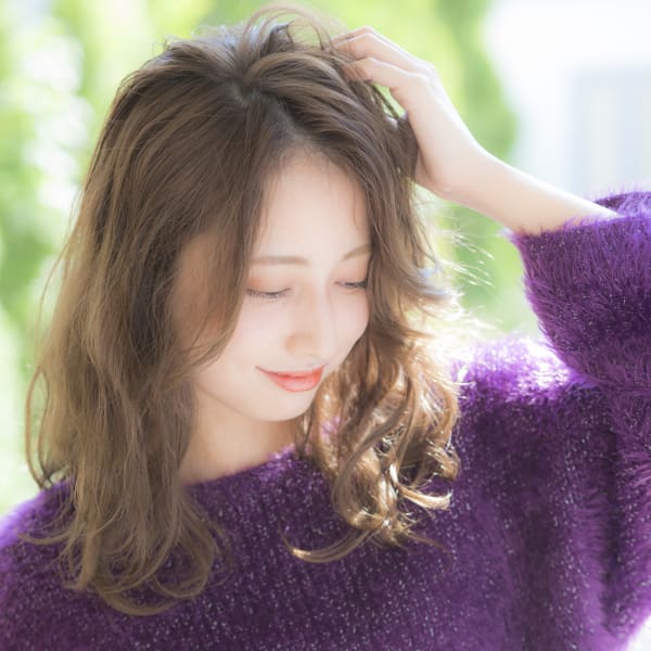 くせ毛風ガーリーミディ