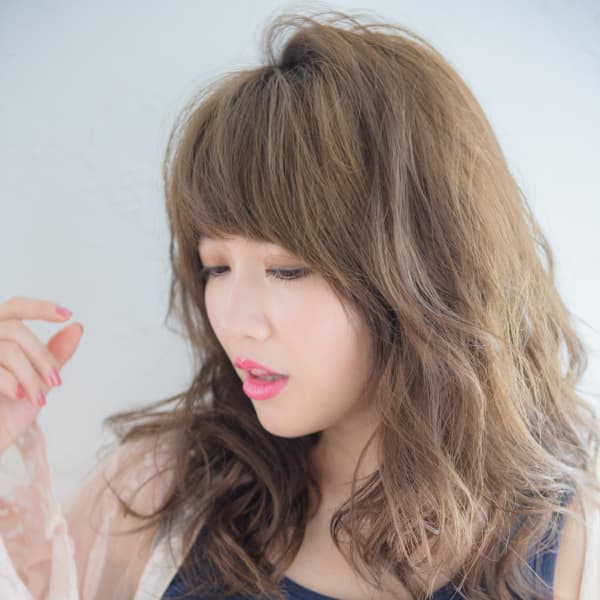 【miel hair新宿本店】ふんわり外国人風ミディ