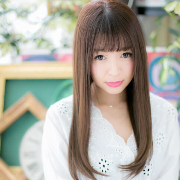 小顔・ナチュラル・フェミニンストレート