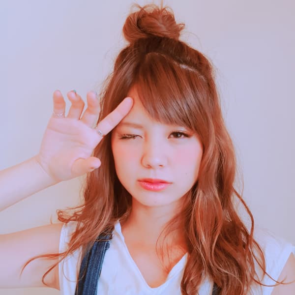 ふわふわセミロングスタイル