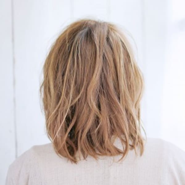 ミディアムカールヘアー