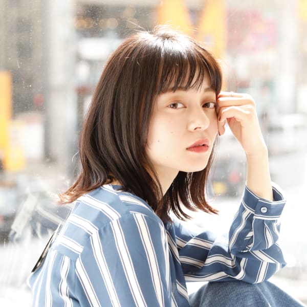  切りっぱなしボブx暗髪