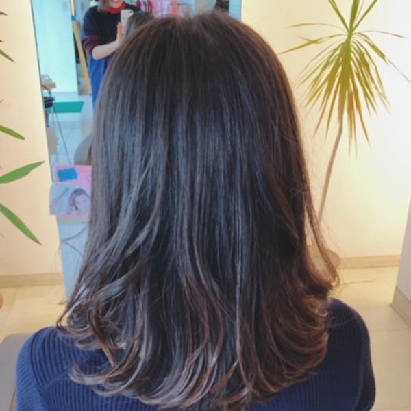 仕事でもOK!【バイヤージュハイライト】暗くても可愛い♪