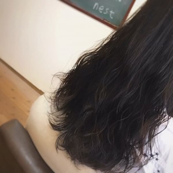湿熱とトリートメントの力を利用し、ダメージ軽減と持ちにこだわ