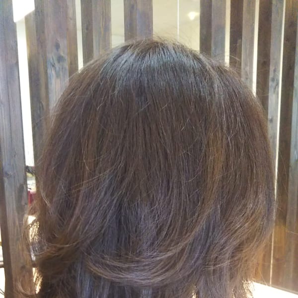 ミディアムレイヤースタイル