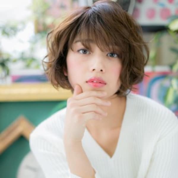 大人かわいい無造作くせ毛風ゆるふわカール小顔ミニボブ