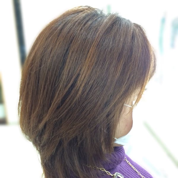 動きと軽さのあるレイヤースタイル