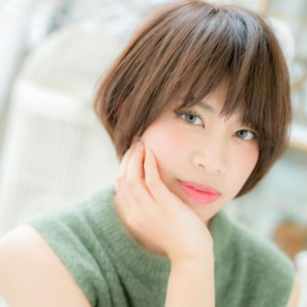 大人の愛され♪小顔フェミニンマッシュショート
