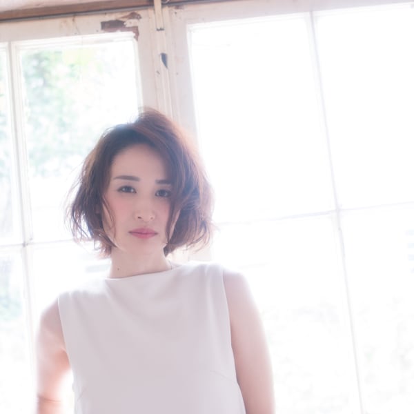 グロッシーな大人ボブ