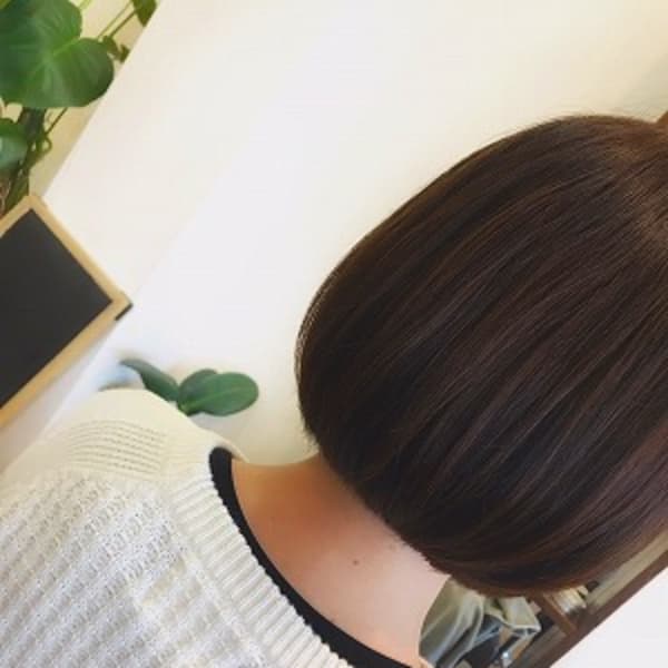 カットで毎日のお手入はキマる✩アゴラインの前下がりボブ♪