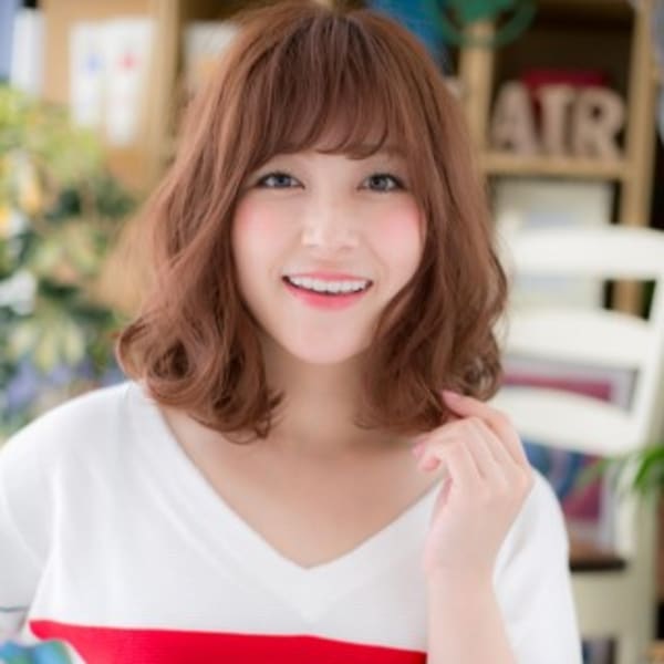 目力UP&大人かわいい♪くせ毛風ミディ