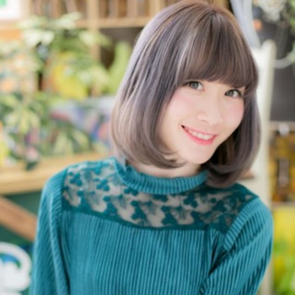 厚めバングツヤ髪ヴェールカラー前下がりワンカール小顔ロブ