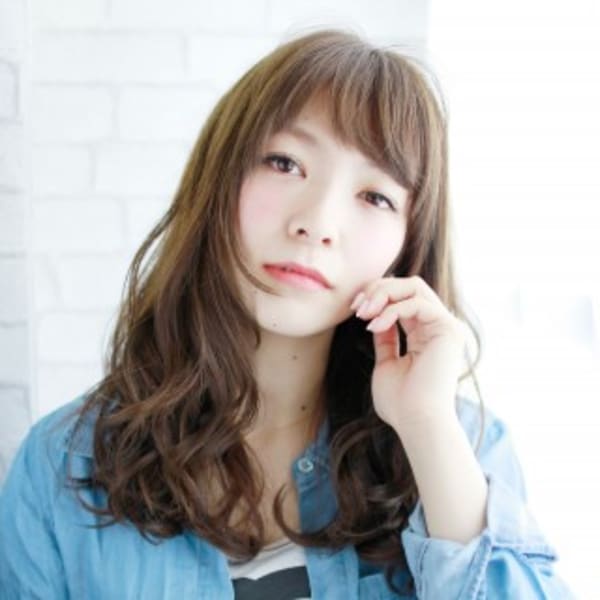 ミックスカールのボリュームスタイル