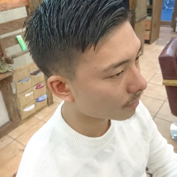 メンズのオススメ順 ツーブロック ベリーショートの髪型 ヘアスタイル 楽天ビューティ