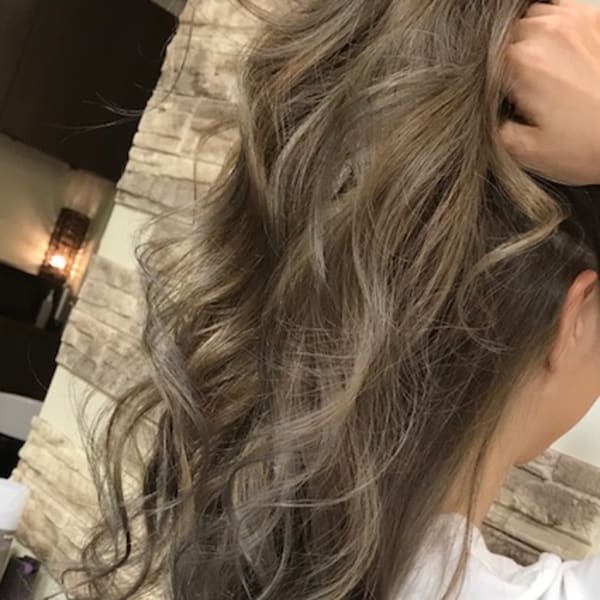 ブリーチカラー