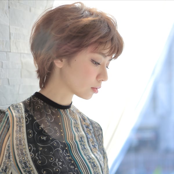 ジェンダーレス大人美シルエットボブ