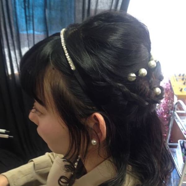 結婚式のお呼ばれヘアセットです。